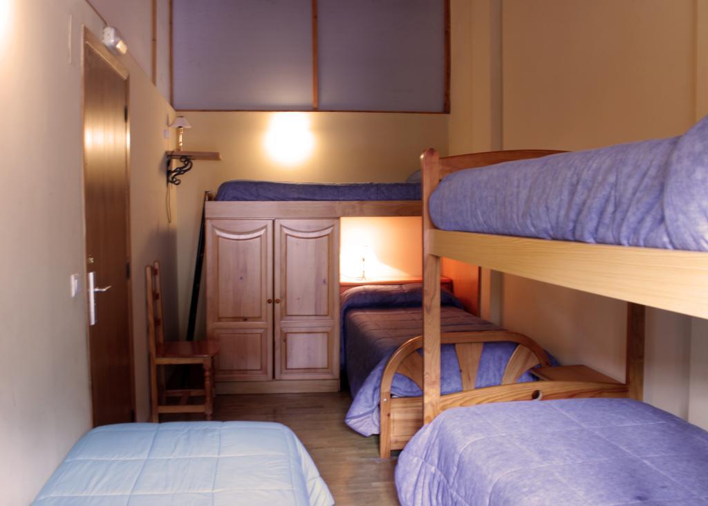 Albergue Turistico Via De La Plata Banos De Montemayor Zimmer foto